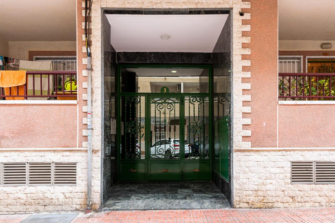 Apartamento Sunrise Victoria Torrevieja Exterior photo