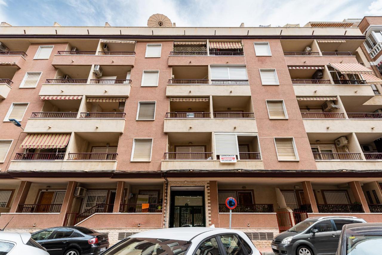 Apartamento Sunrise Victoria Torrevieja Exterior photo