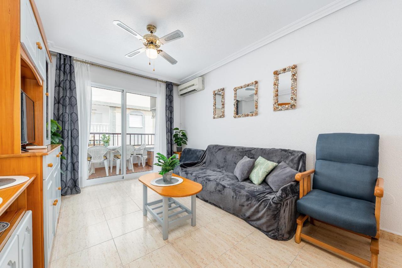 Apartamento Sunrise Victoria Torrevieja Exterior photo