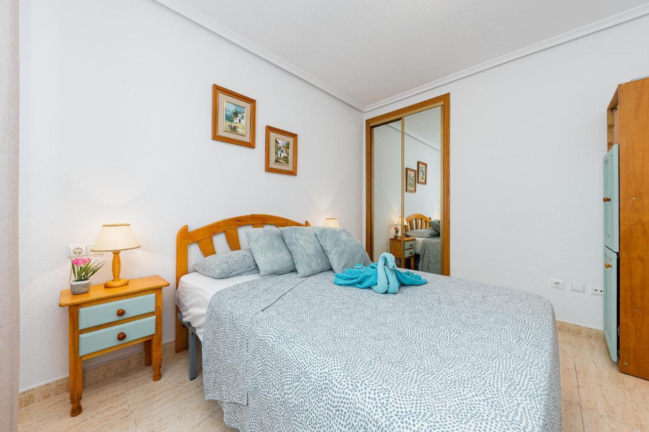Apartamento Sunrise Victoria Torrevieja Exterior photo